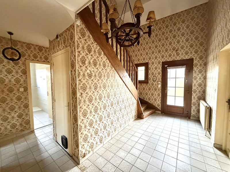 Maison - 140 m² - 6 pièces