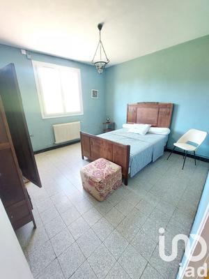 Maison - 180 m² - 8 pièces