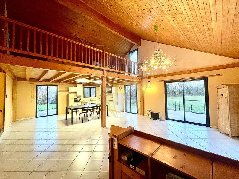 Maison - 123 m² - 4 pièces