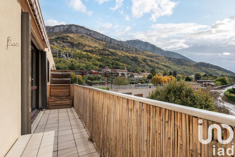 Appartement - 107 m² - 4 pièces