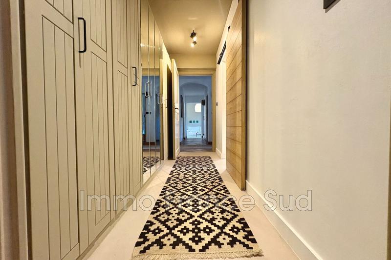 Villa - 200 m² - 8 pièces