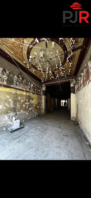 Local commercial - 213 m²