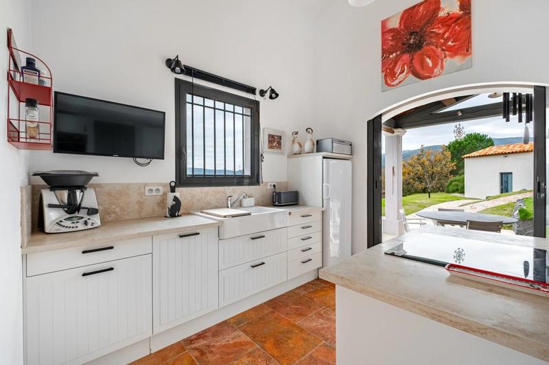 Villa - 253 m² - 8 pièces