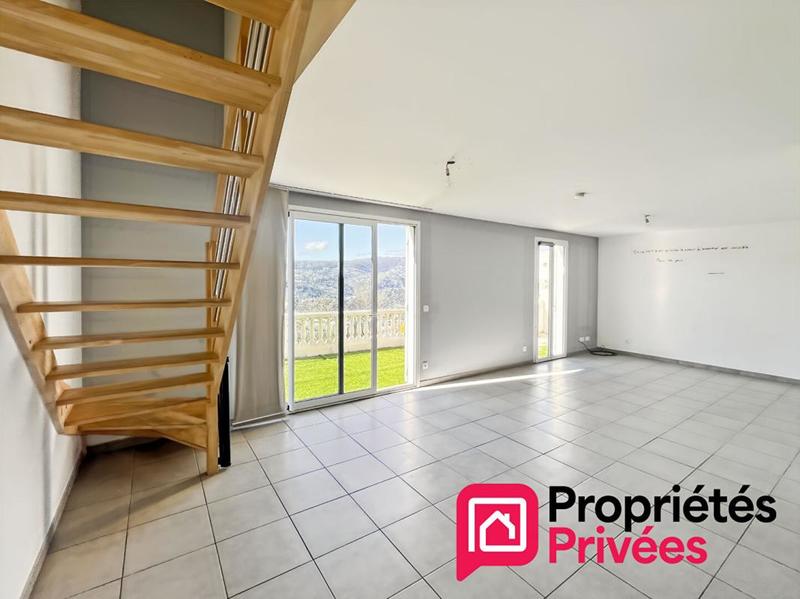 Maison - 105 m² - 4 pièces
