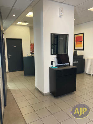 Local commercial - 106 m²