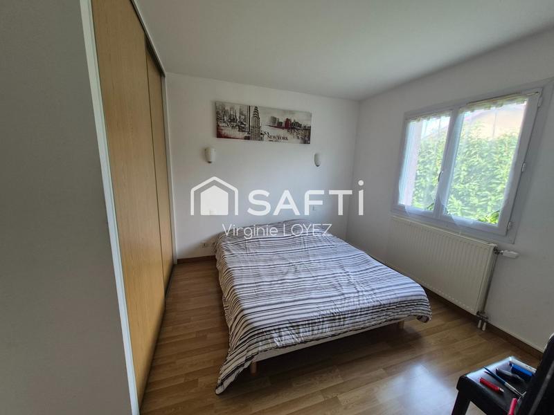 Maison - 270 m² - 11 pièces