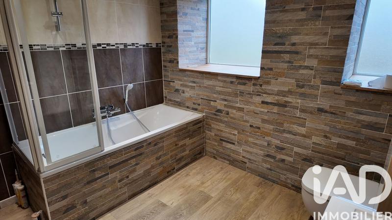 Maison - 177 m² - 8 pièces