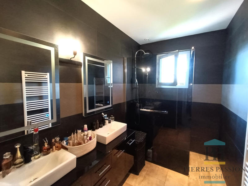 Maison contemporaine - 105 m² - 4 pièces