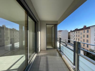 Appartement - 106 m² - 5 pièces