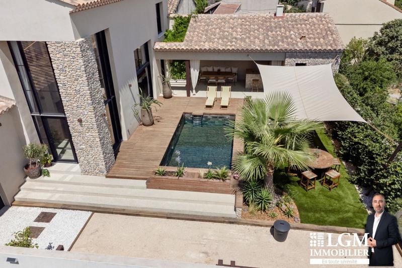 Maison - 182 m² - 5 pièces