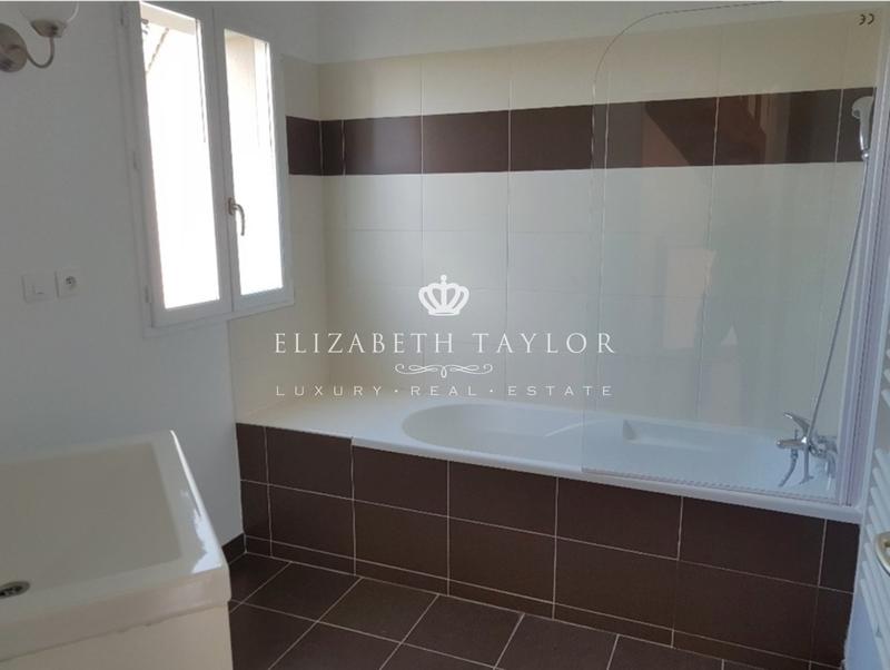 Maison - 166 m² - 7 pièces