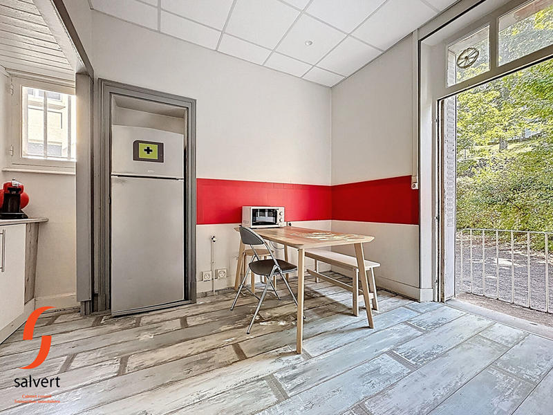 Maison - 121 m² - 7 pièces