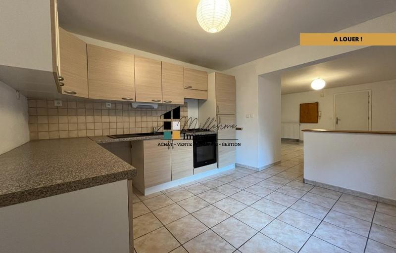 Appartement - 81 m² - 3 pièces