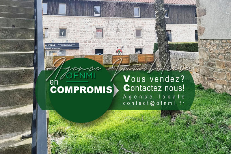 Maison - 293 m² - 10 pièces