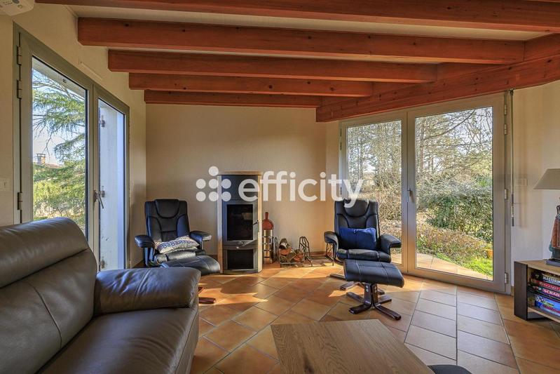 Villa - 172 m² - 8 pièces