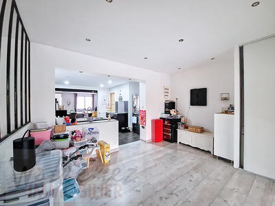 Maison - 151 m² - 7 pièces