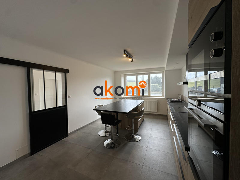 Maison - 422 m² - 6 pièces