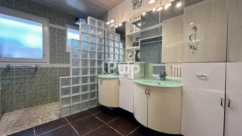 Maison de ville - 173 m² - 6 pièces