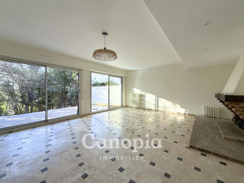 Maison - 163 m² - 7 pièces