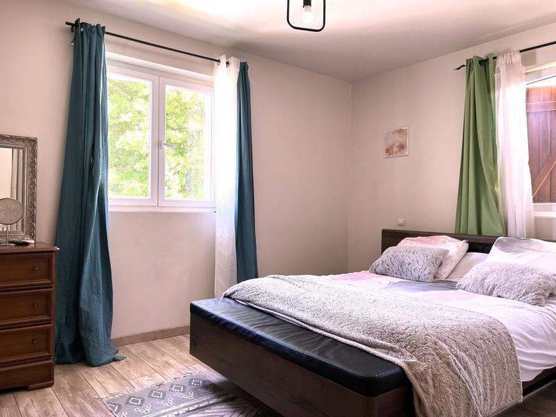 Maison - 140 m² - 5 pièces