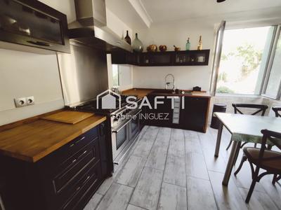 Maison - 206 m² - 10 pièces