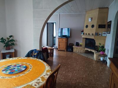 Maison - 91 m² - 5 pièces