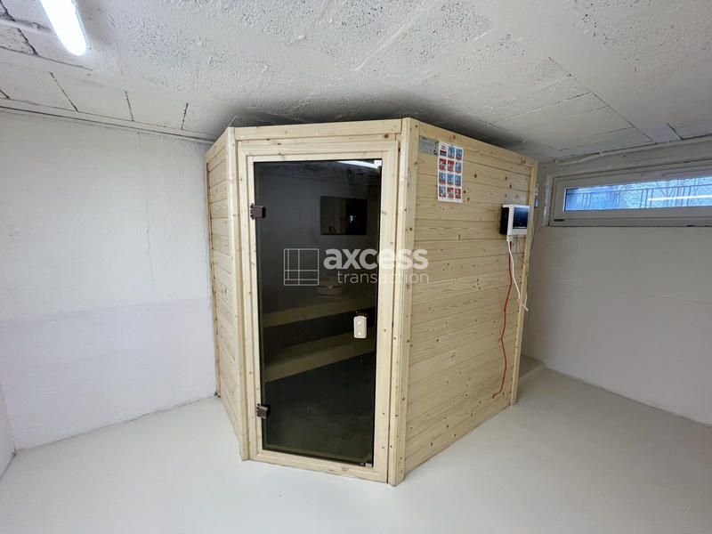 Maison - 93 m² - 5 pièces