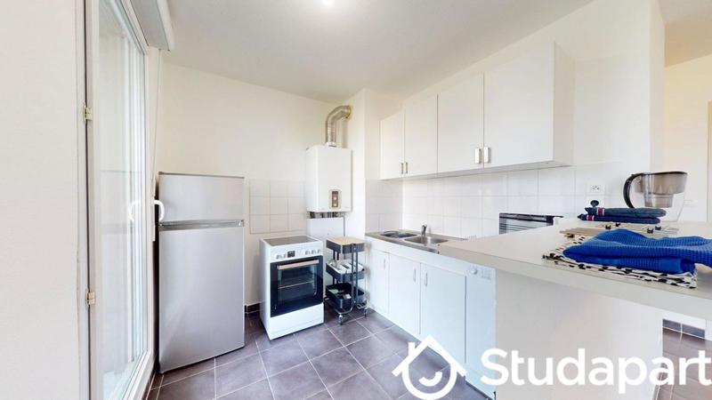 Chambre - 10 m² - 1 pièce