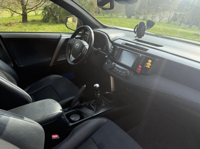 Toyota Rav4 2.0 d-4d 143 Design