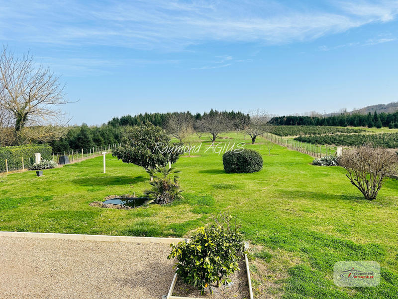 Maison - 142 m² - 6 pièces