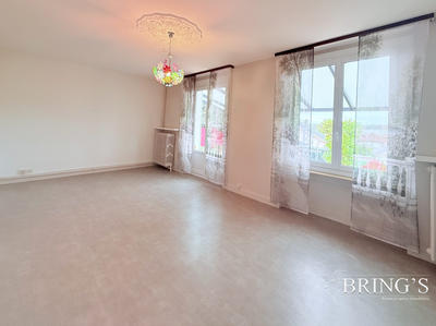 Maison - 86 m² - 4 pièces