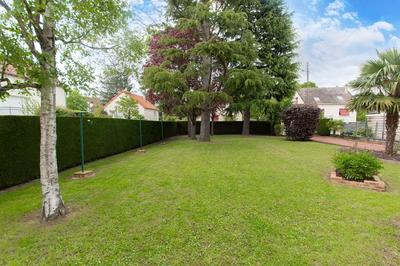 Maison - 232 m² - 11 pièces