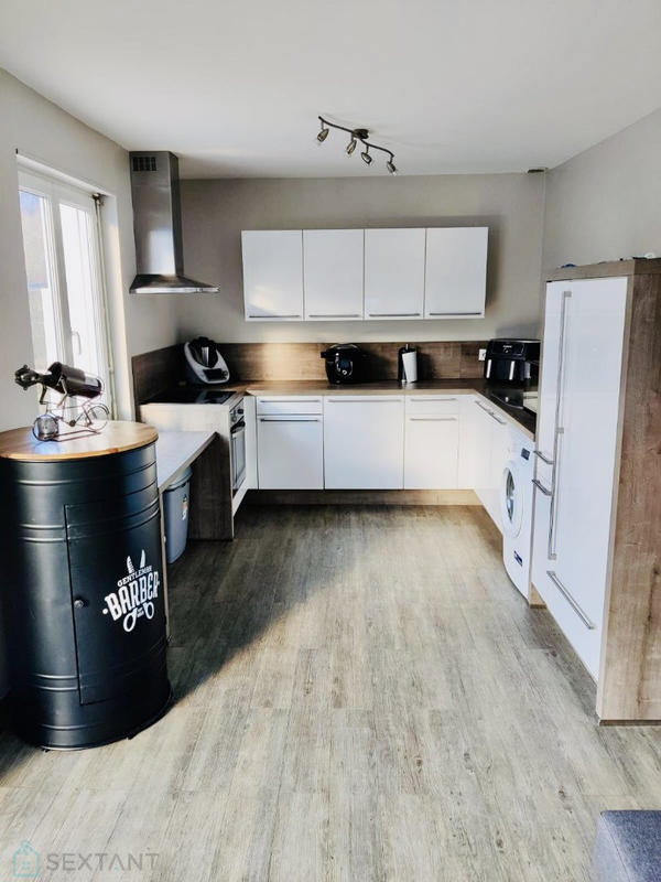 Maison - 80 m² - 4 pièces