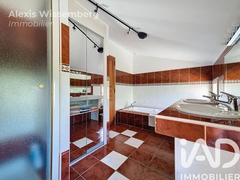 Maison - 164 m² - 7 pièces