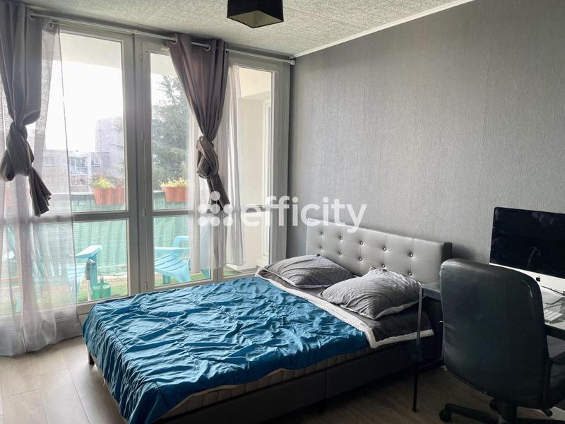 Appartement - 77 m² - 3 pièces