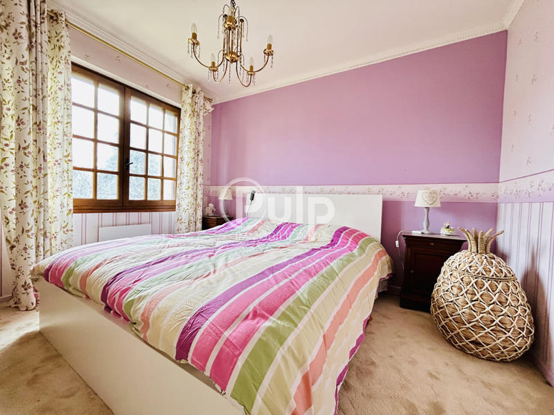 Pavillon - 170 m² - 8 pièces