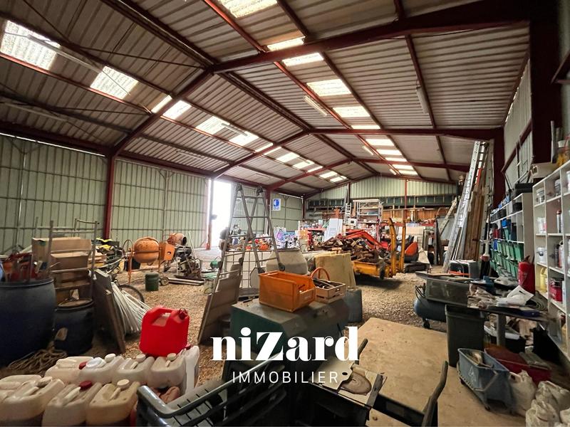 Local commercial - 820 m²