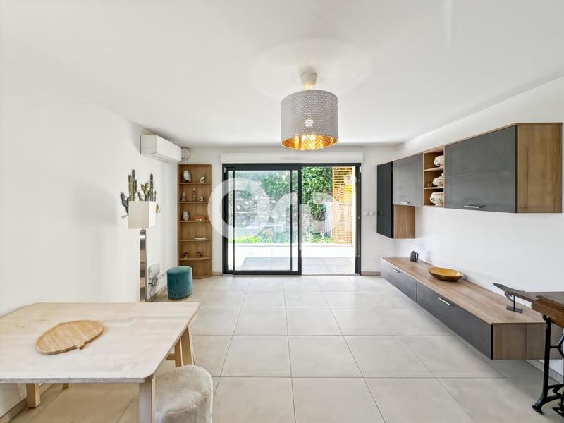 Appartement - 84 m² - 4 pièces