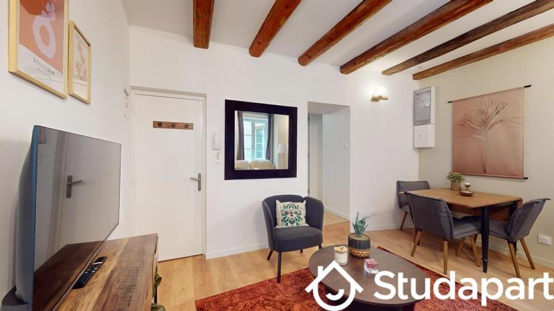 Chambre - 11 m² - 1 pièce