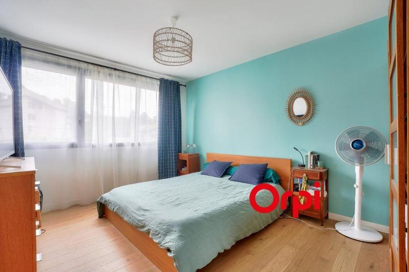 Maison - 319 m² - 6 pièces