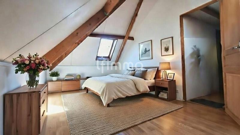 Maison - 102 m² - 5 pièces