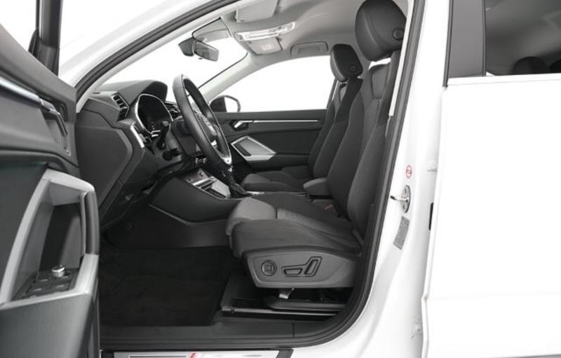 Audi Q3 Sportback 45 TFSIe 245 s-Line Hybride Rechargeable / Coffre Elec Attache Remorque Sieges Apple Carplay Android Auto Camera 360°