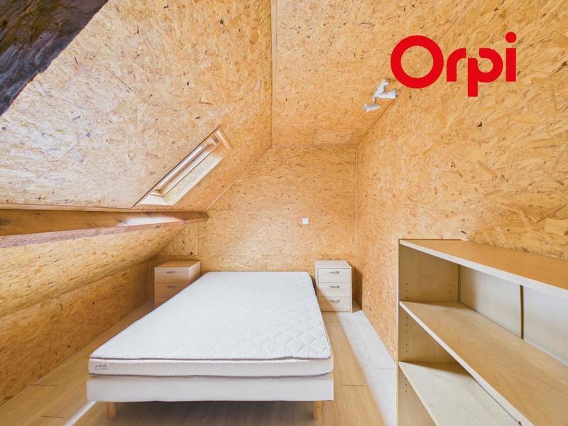 Immeuble - 151 m² - 7 pièces