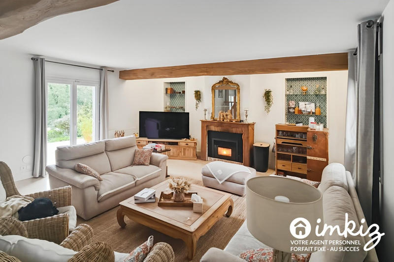 Maison - 227 m² - 7 pièces