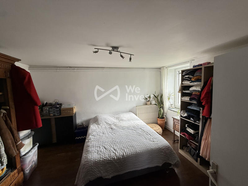 Maison traditionnelle - 169 m² - 7 pièces