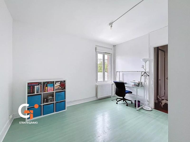 Maison - 94 m² - 5 pièces