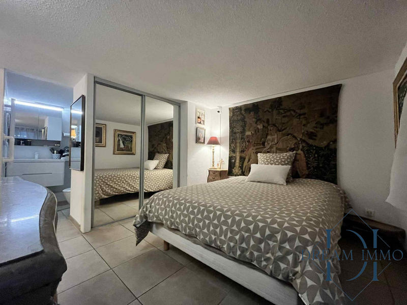 Appartement - 79 m² - 4 pièces