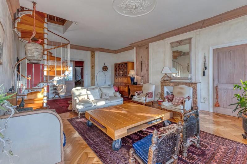 Duplex - 190 m² - 7 pièces