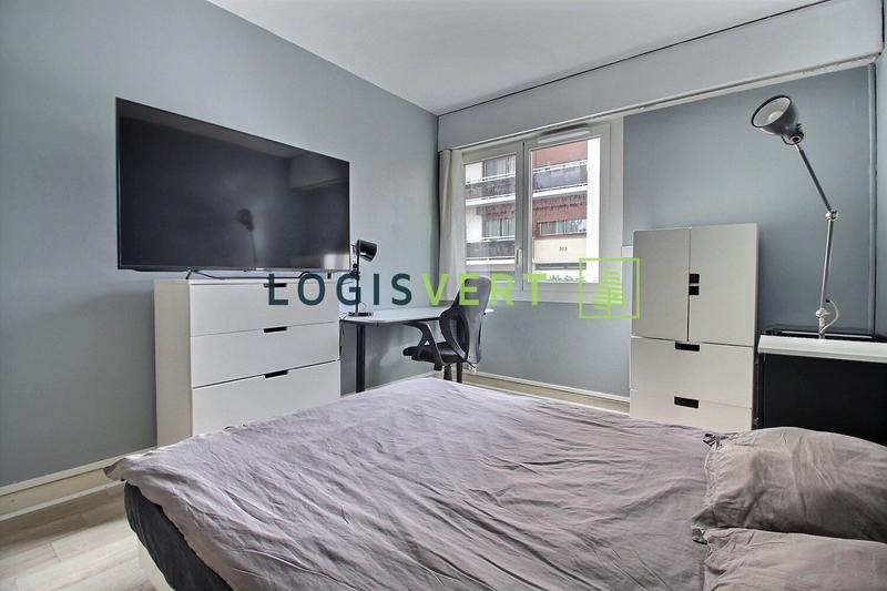 Appartement - 80 m² - 4 pièces