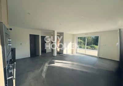 Maison - 82 m² - 3 pièces